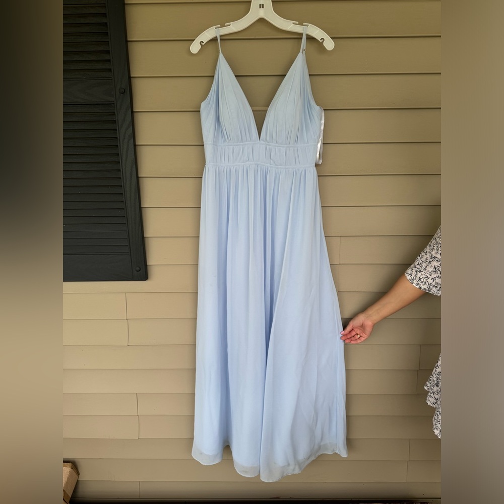 Reverly Bridesmaid. Size 8. Color -love is in the air / periwinkle. Like new